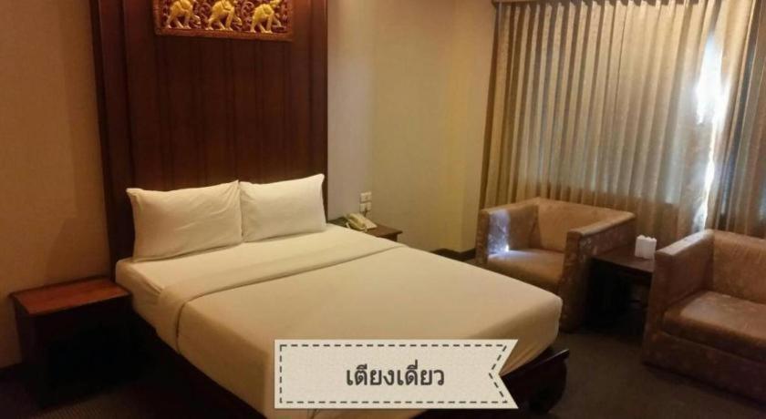 Sri U-Thong Grand Hotel Suphan Buri Exterior photo